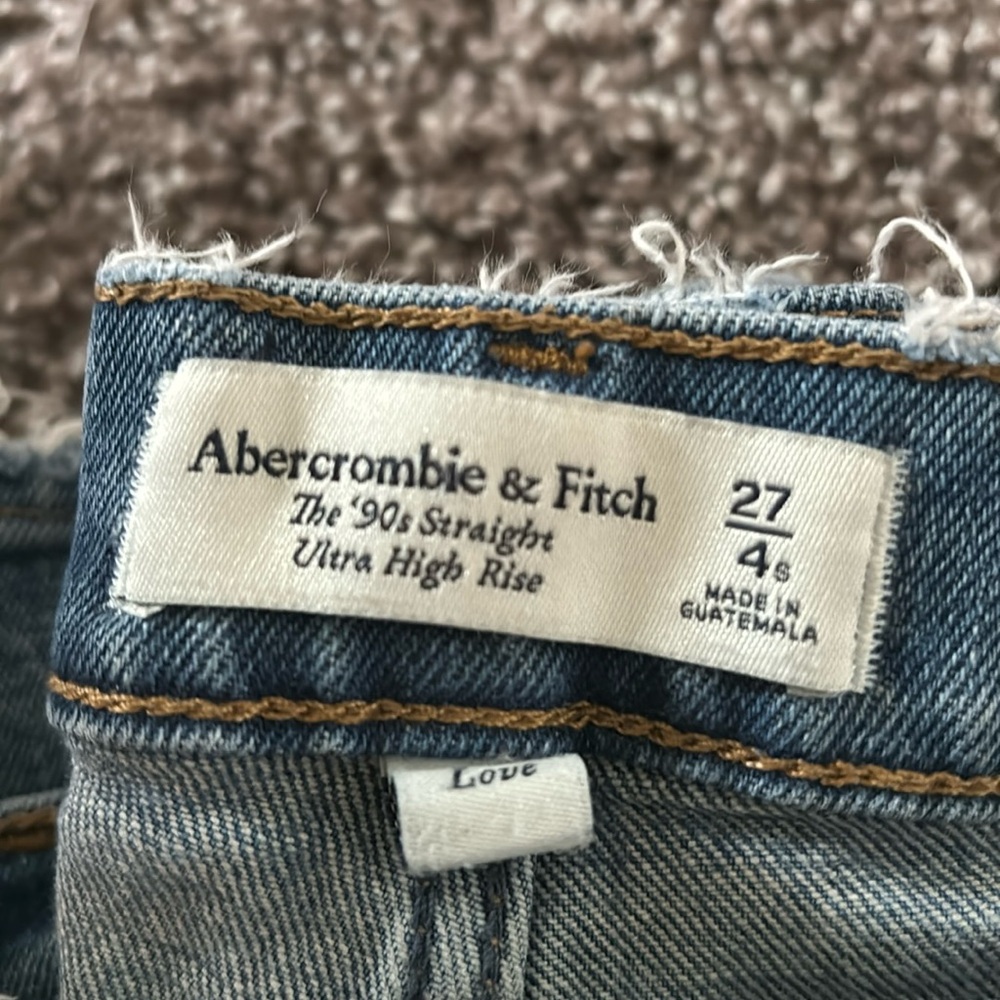 Abercrombie 90s straight jeans